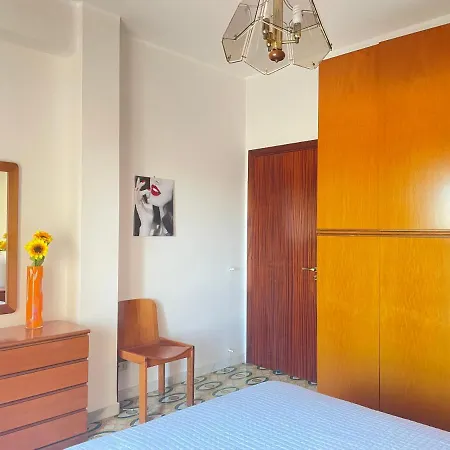 Chanel Sul Mare Apartment *
