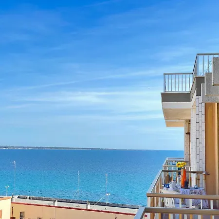 Chanel Sul Mare Apartment Gallipoli
